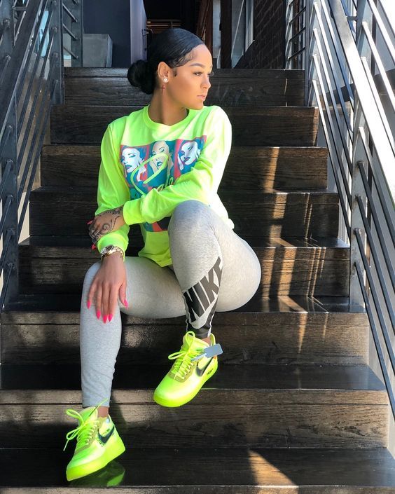 Price of Nike Off-White Air Force 1 Low / OW Volt | Black girl .
