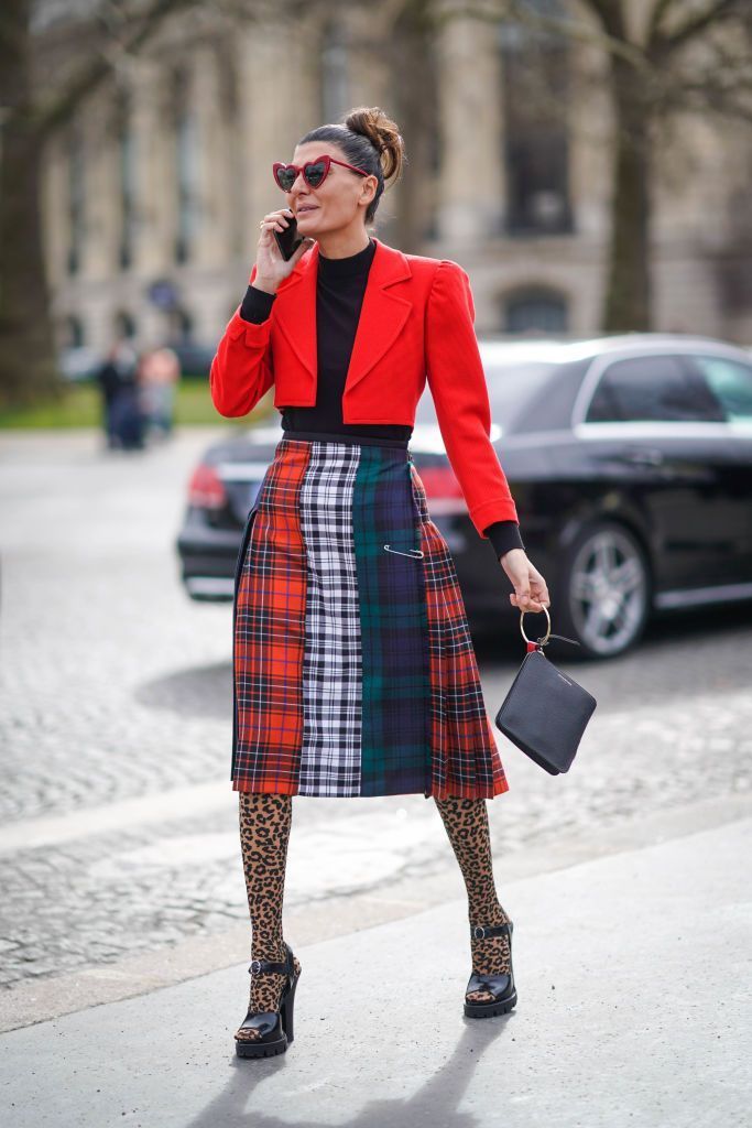 Red Blazer for Women Outfit
  Ideas
