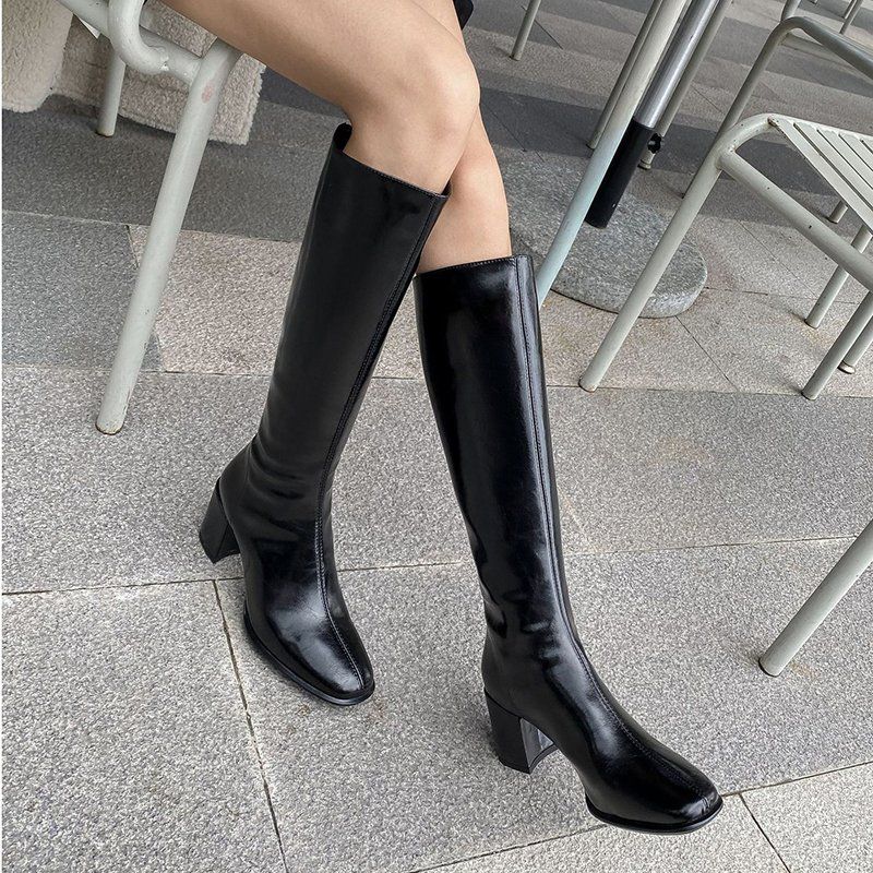 Square Toe Boots Outfits for
  Ladies