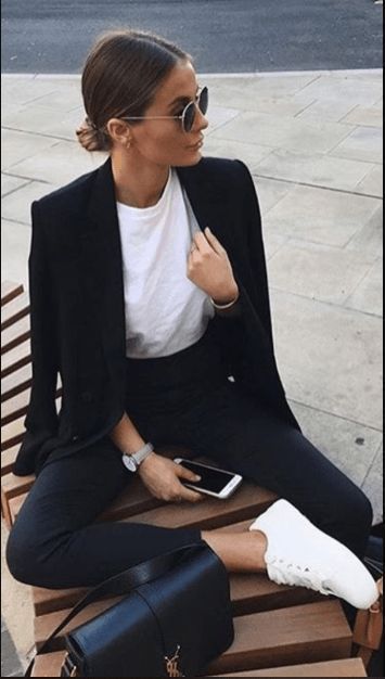 Unisex Check Blazer Outfit
  Ideas for Women
