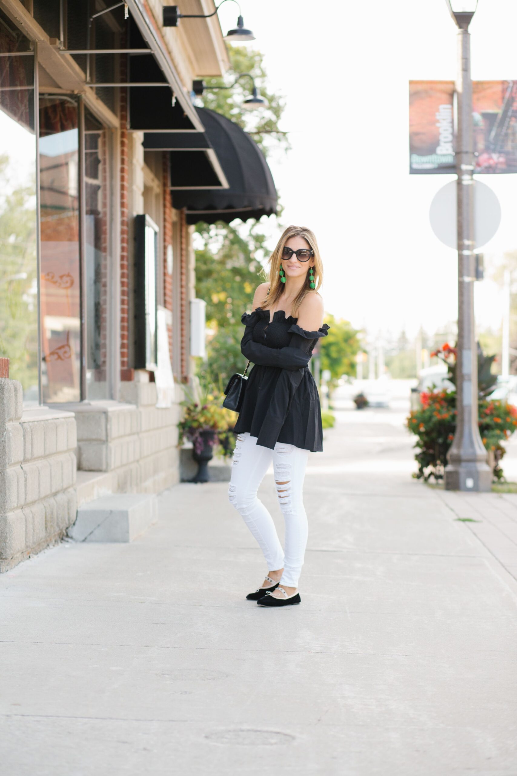 How to Wear White Ruffle Top