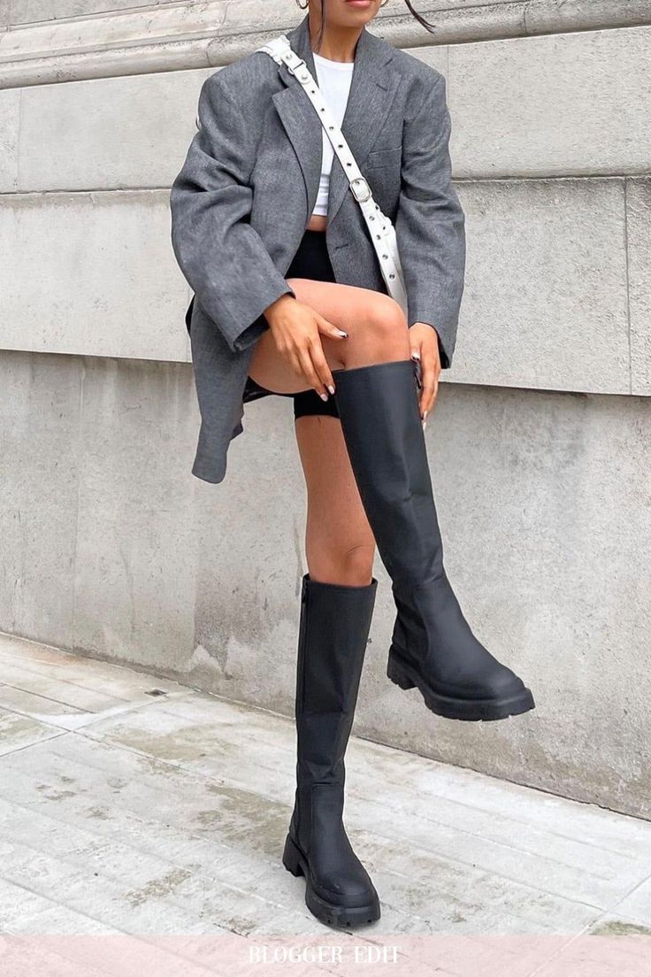 Flat Knee High Boots Outfit
  Ideas for Women