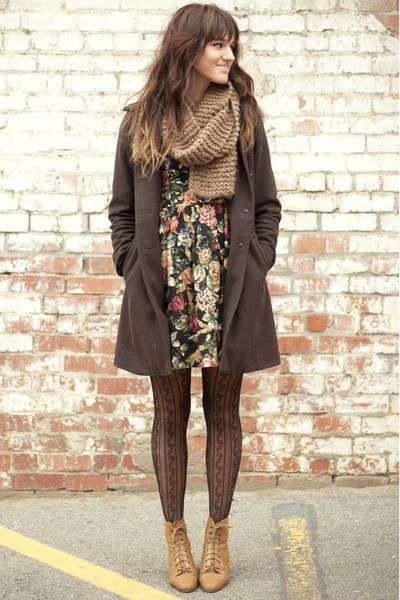 Brown Tights Outfit Ideas for
  Ladies