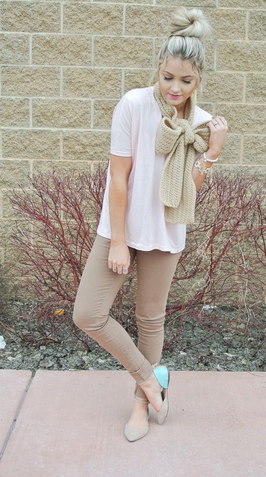 Bow Scarf Outfit Ideas