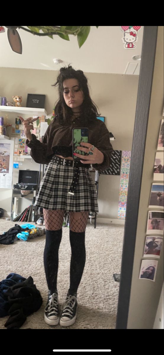 Green Plaid Skirt Outfit Ideas
