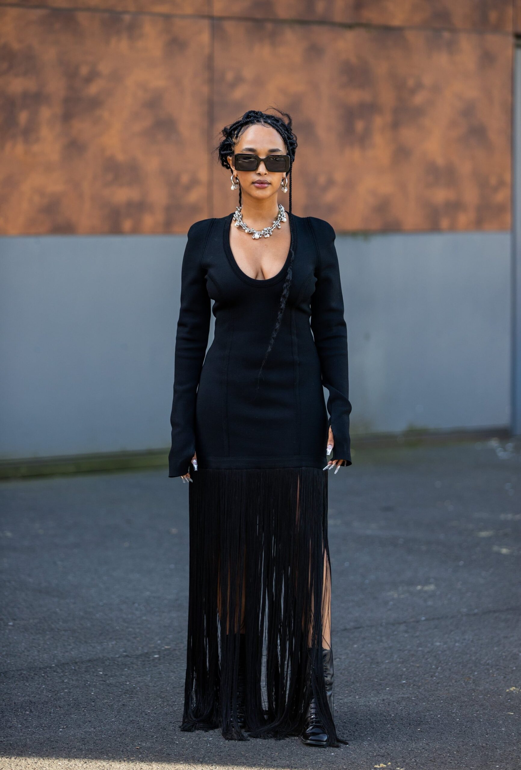 Outfit Ideas Black Fringe
  Dress