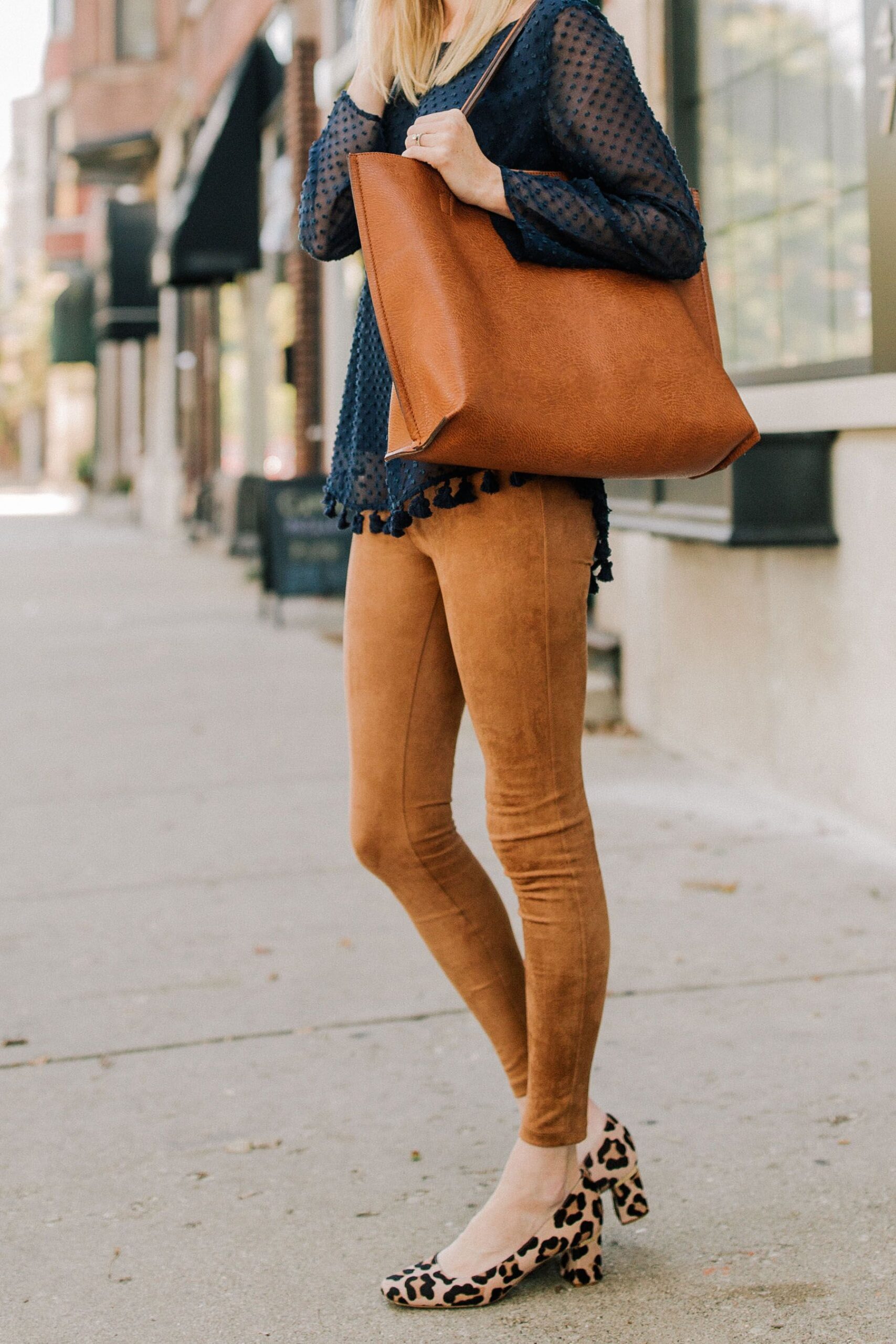 Suede Leggings Outfit Ideas