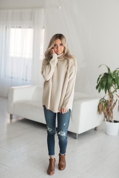 Big Sweater Outfit Ideas for
  Ladies