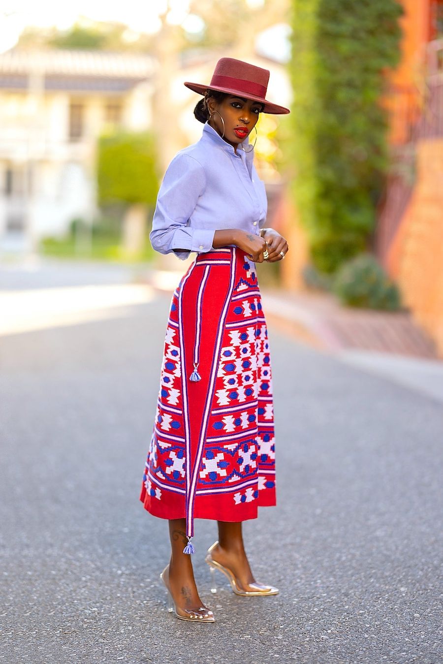 Outfit Ideas Embroidered Skirt