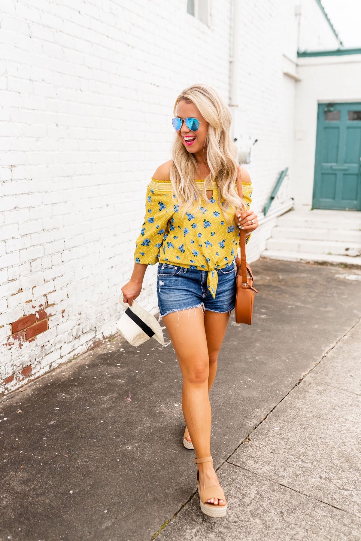 Yellow Off the Shoulder Top
  Casual Outfit Ideas