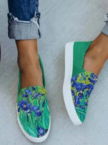 Canvas Shoes for Women Outfit
  Ideas