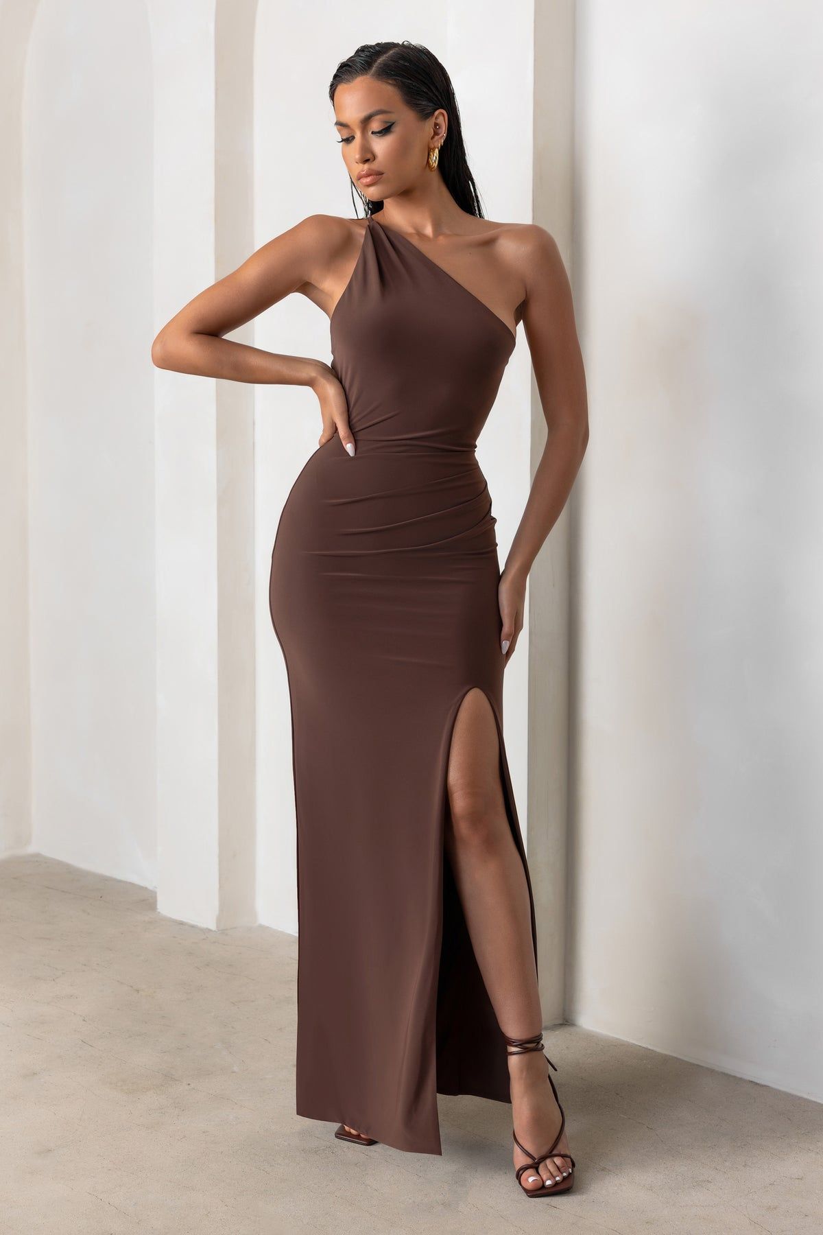 Chocolate Brown Dress Outfit
  Ideas