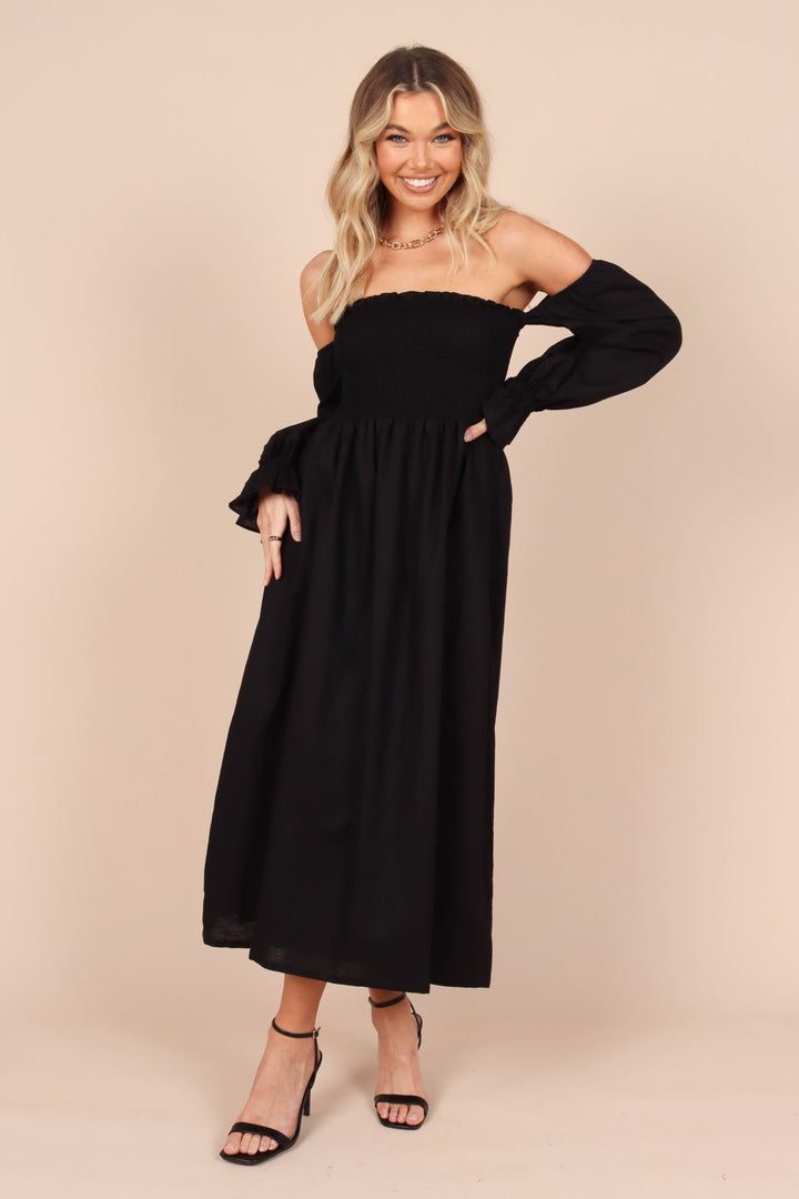 Black Long Sleeve Midi Dress
  Outfit Ideas