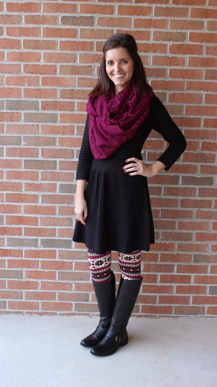 Patterned Leggings Outfit
  Ideas for Women