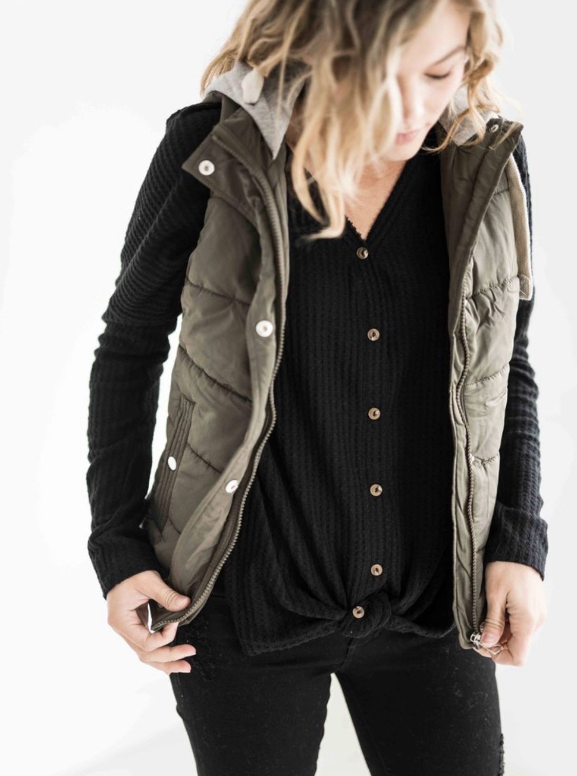 Olive Green Vest Outfit Ideas
  for Women