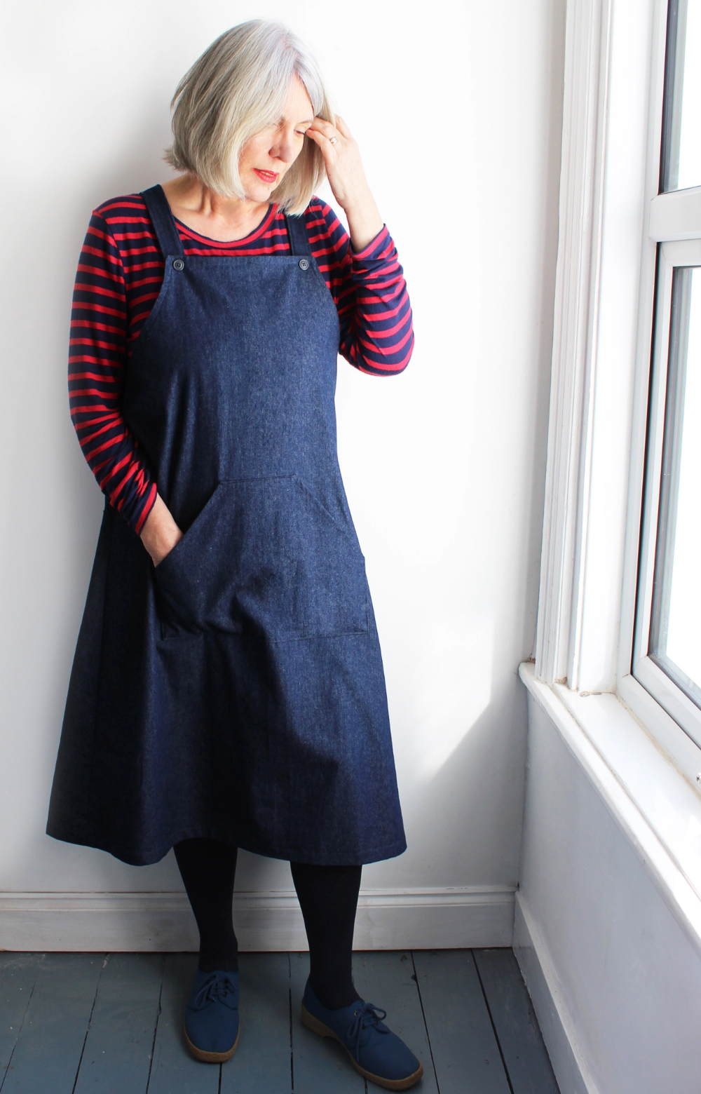 Pinafore Dress Outfit Ideas