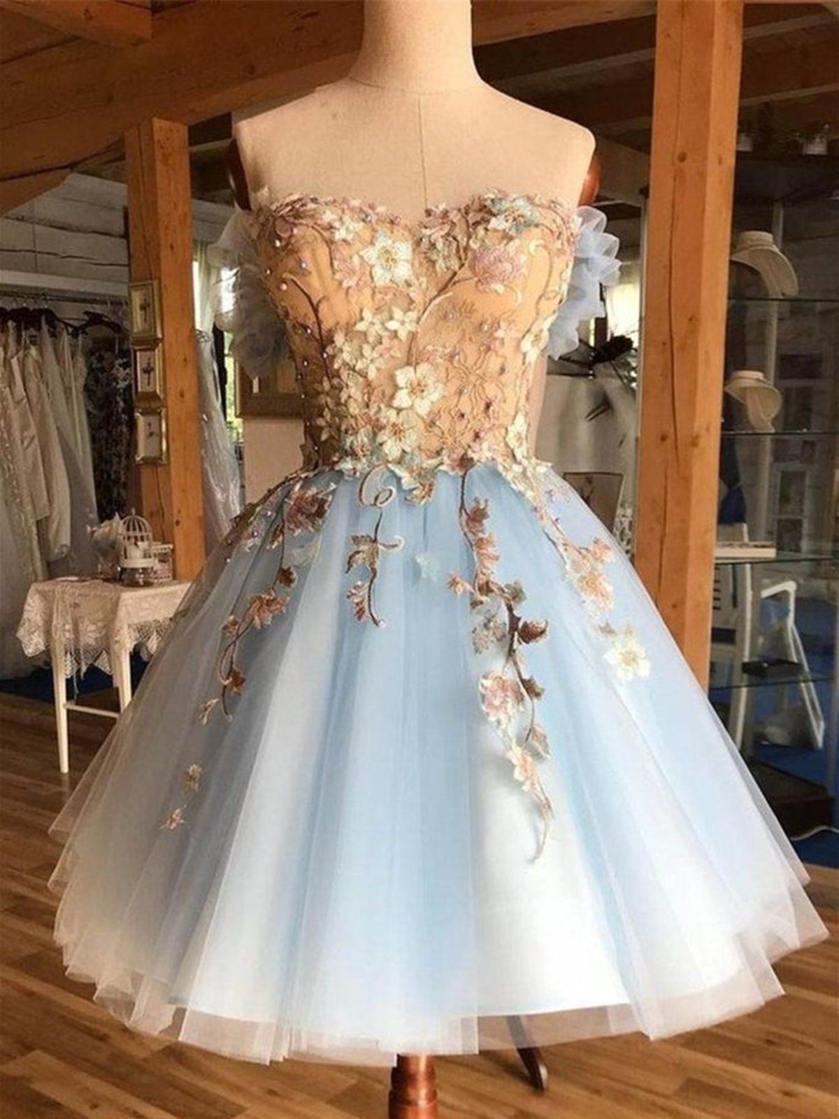 Light Blue Prom Dress Outfit
  Ideas for Women