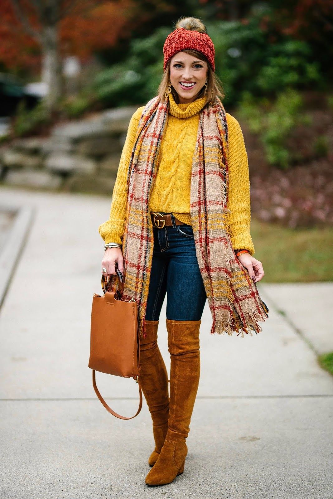 Mustard Yellow Sweater Outfit
  Ideas for Ladies
