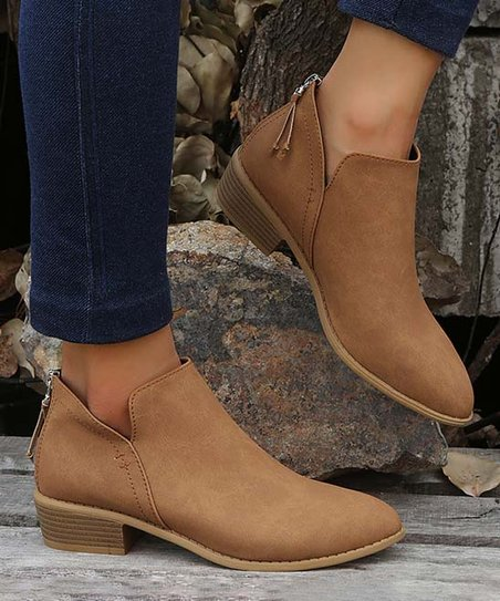 Brown Ankle Boots Outfit Ideas
  for Women