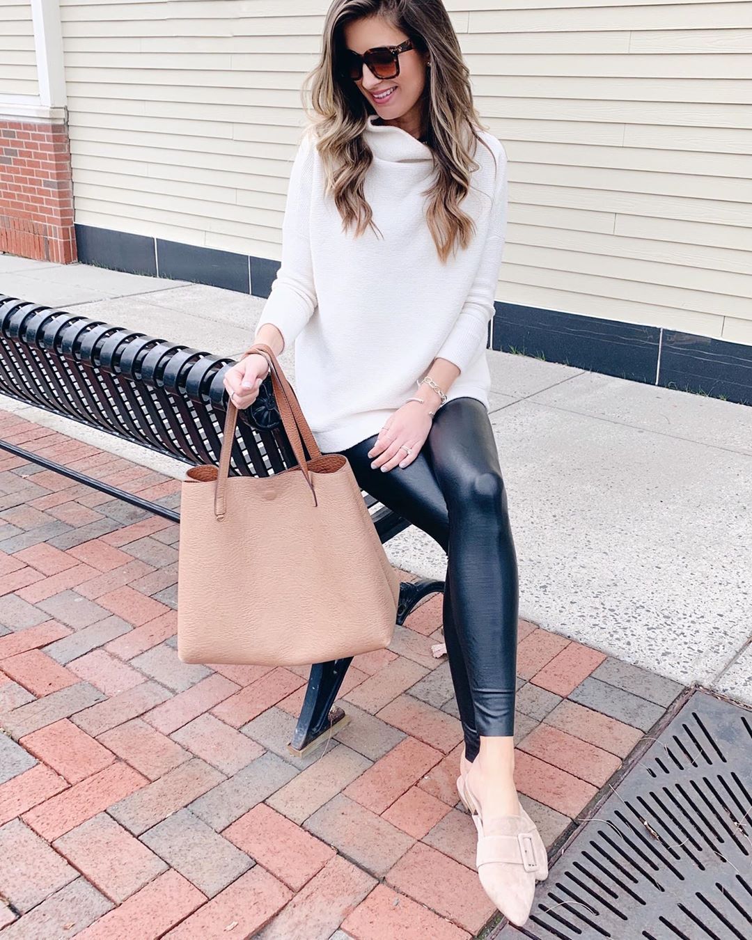Pleather Leggings Outfit Ideas
  for Ladies