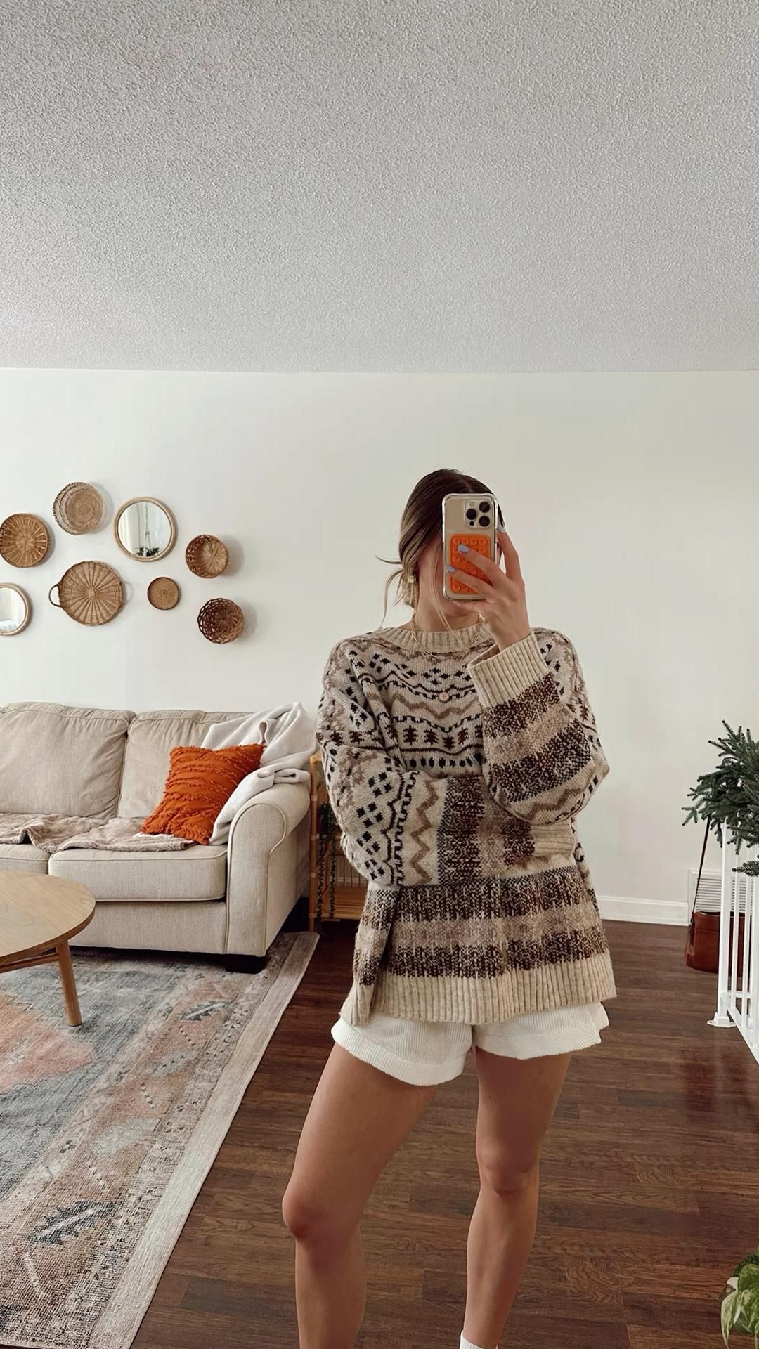 Relaxed Oversized Sweater
  Outfit Ideas for Women