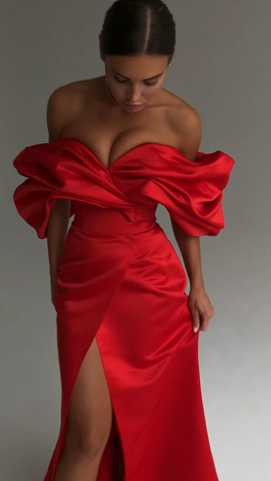 Red Slit Dress Outfit Ideas
