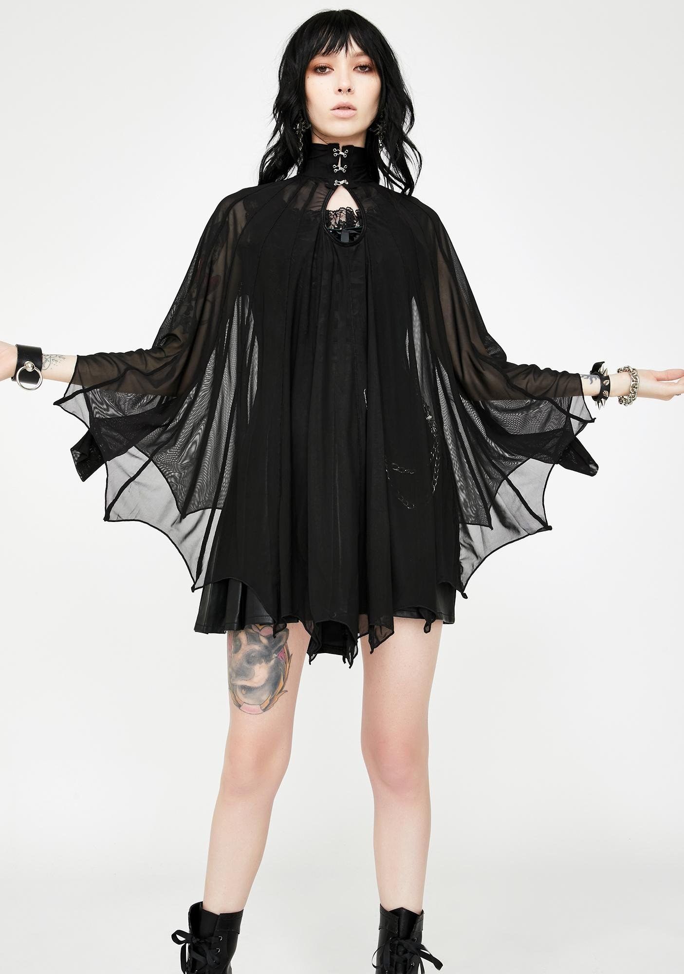 Batwing Dress Outfit Ideas