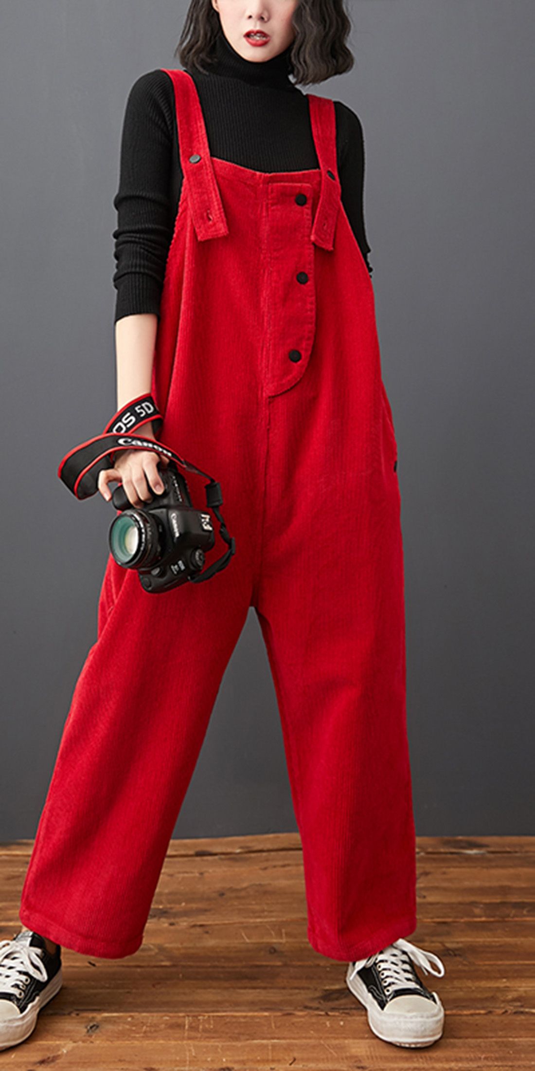 Red Pants Outfits for Women