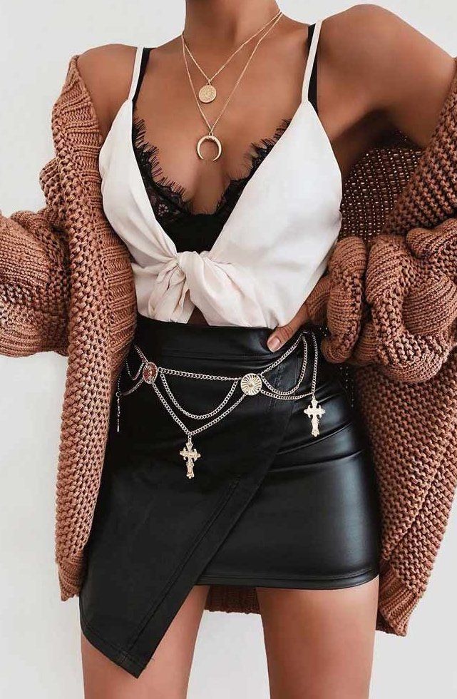 Black Lace Bralette Outfit
  Ideas