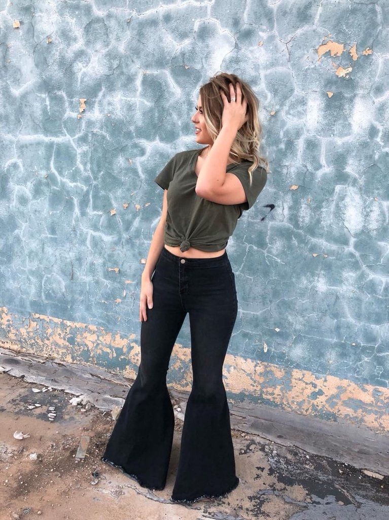 Frayed Bottom Jeans Outfit
  Ideas