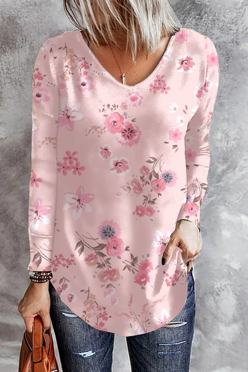 Pink T Shirt Top Casual Outfit
  Ideas for Ladies