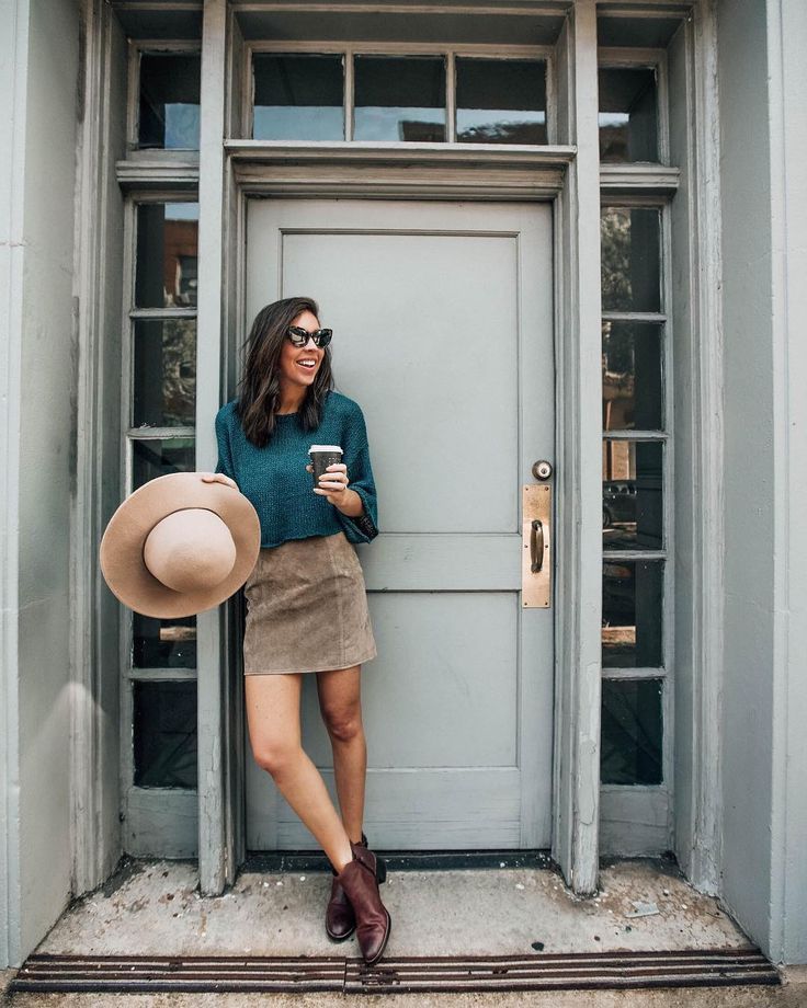 Brown Suede Skirt Outfit Ideas