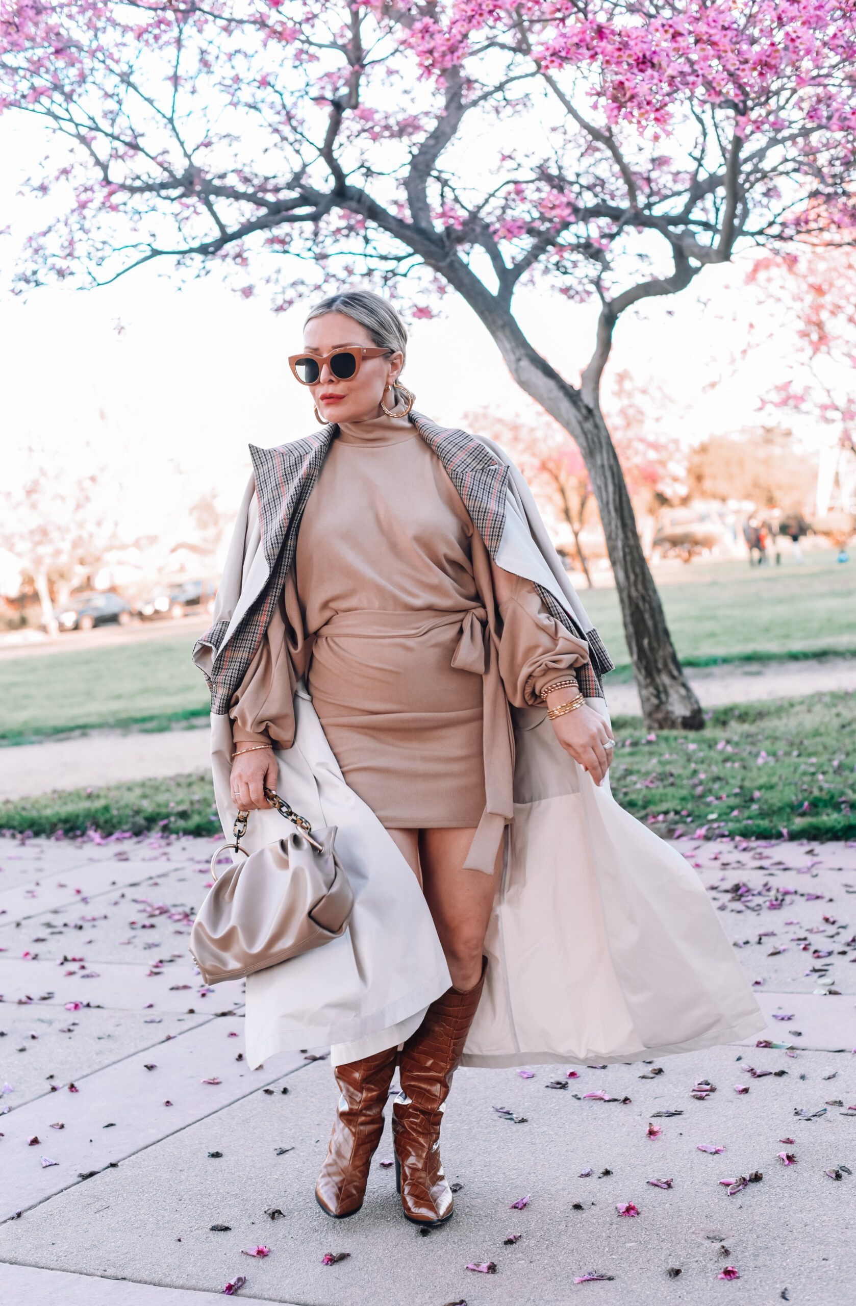 Beige Trench Coat Outfit Ideas
  for Ladies
