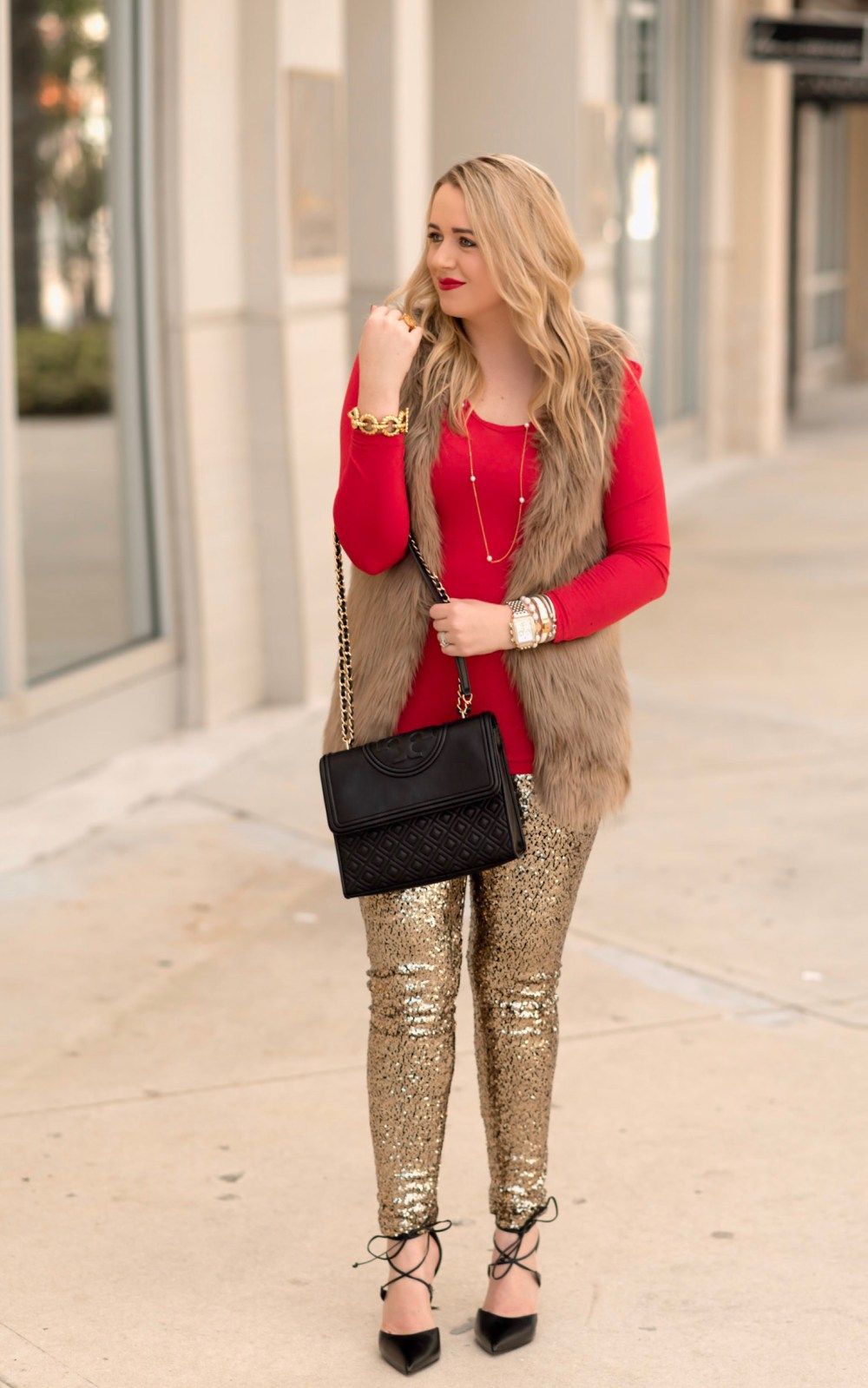Gold Sequin Leggings Outfit
  Ideas