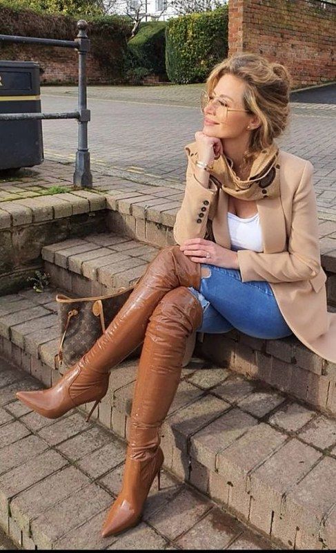 How to Wear Suede Boots