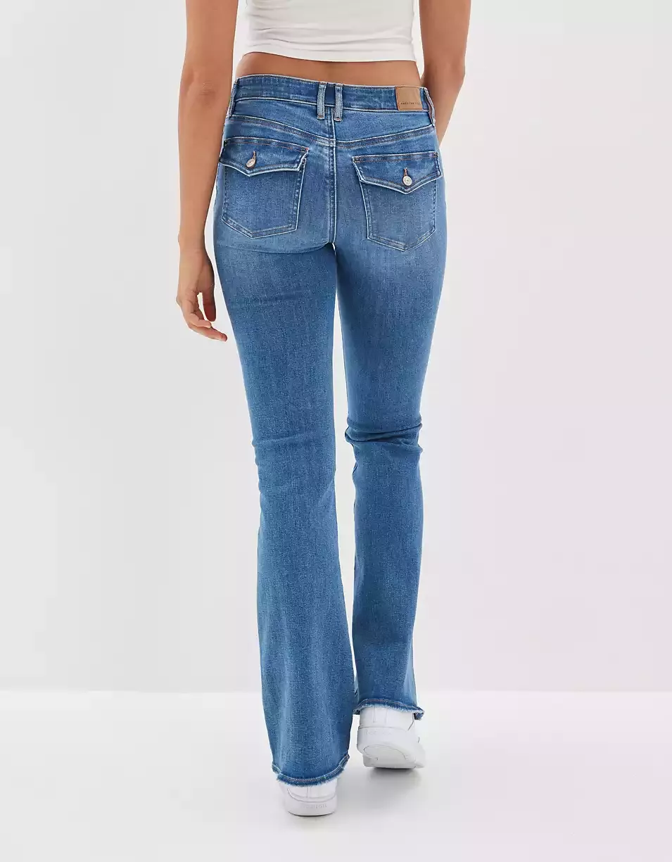 Low Rise Flare Jeans Outfits