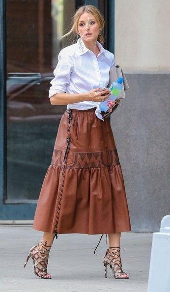 Peasant Skirt Outfit Ideas for
  Women