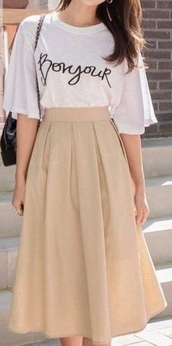 Tulip Skirt Outfit Ideas for
  Women