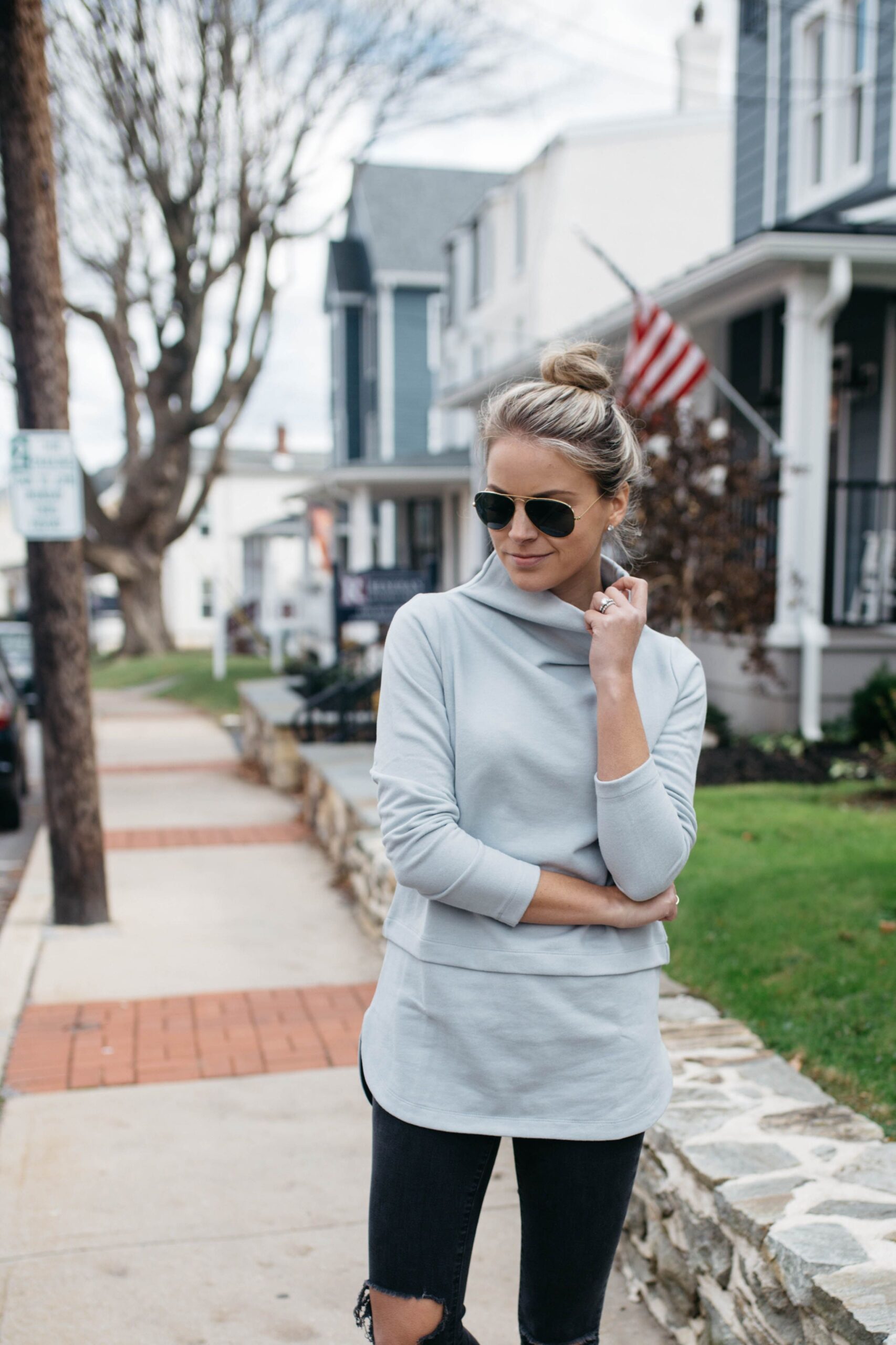Turtleneck Tunic Outfit Ideas
  for Women
