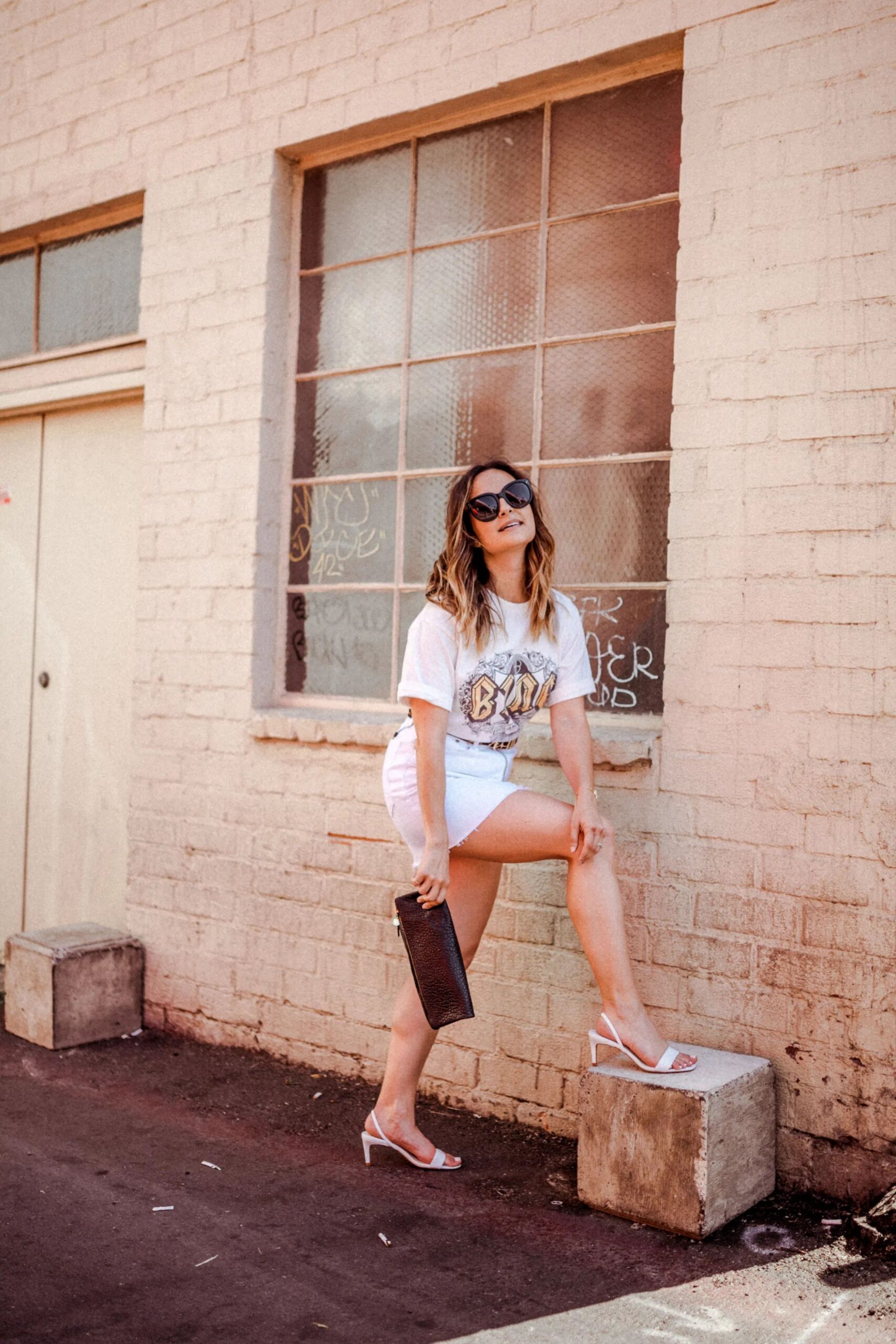 White Graphic Tee Casual
  Street Outfit Ideas for Ladies