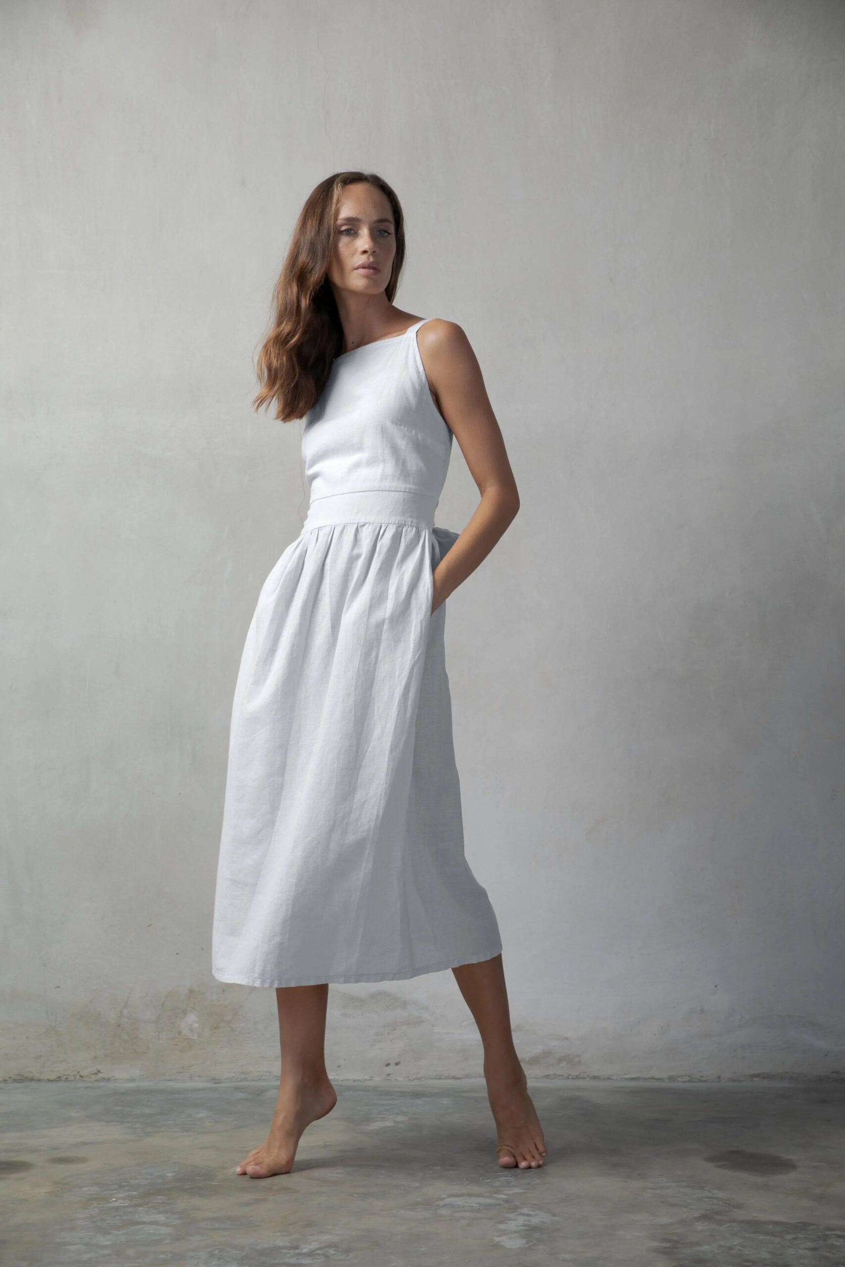 White Linen Dress Outfit Ideas