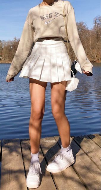 White Tennis Skirt Outfit
  Ideas